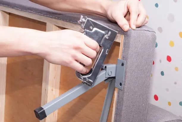 How to Attach a Headboard to a Wall