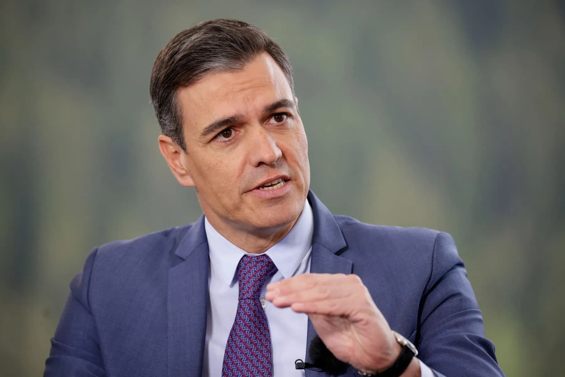 Spanish prime minister calls snap election after housing protests
