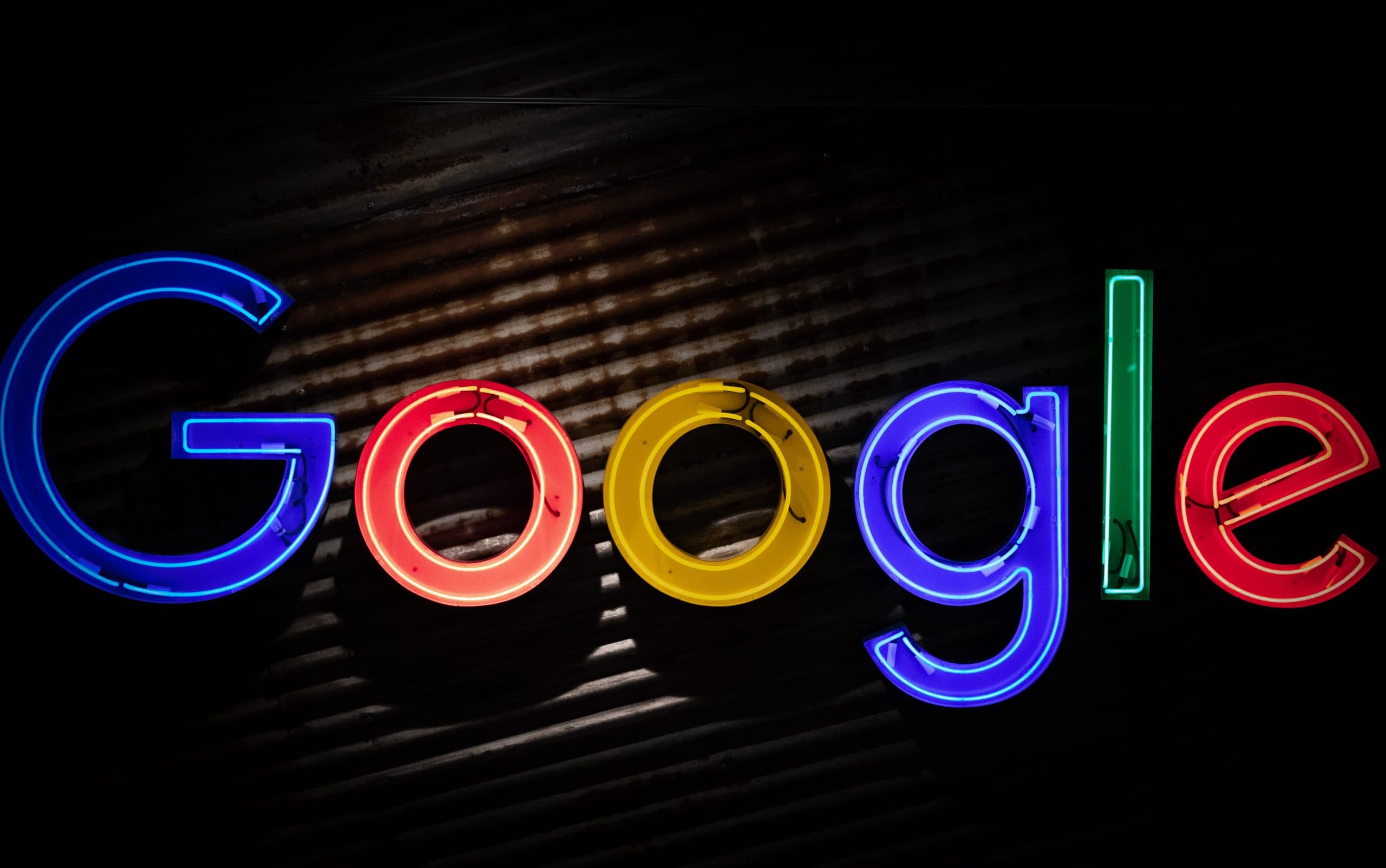You Can Now Try On Clothes with AI Directly on Google Search