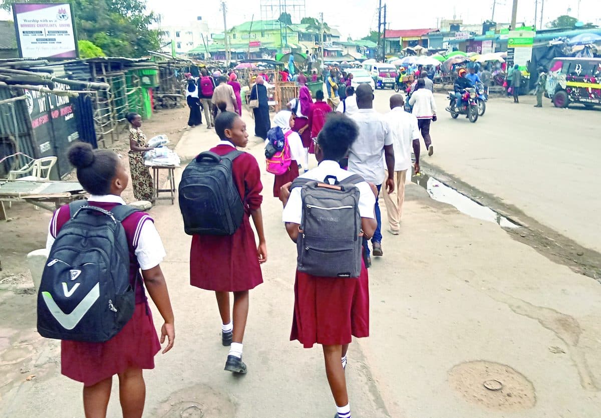 Report: Children under single mothers more likely to miss school in Kenya