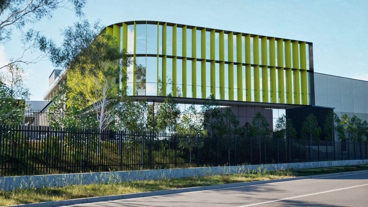555MW Australia’s Largest Center Construction Deal Secured by CDC Data Centres (CDC)
