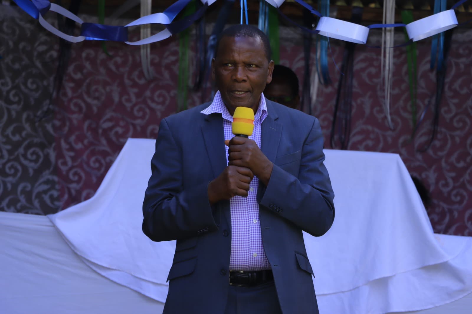 Ex-MP Moindi opens fire on Ruto ally over stalled roads