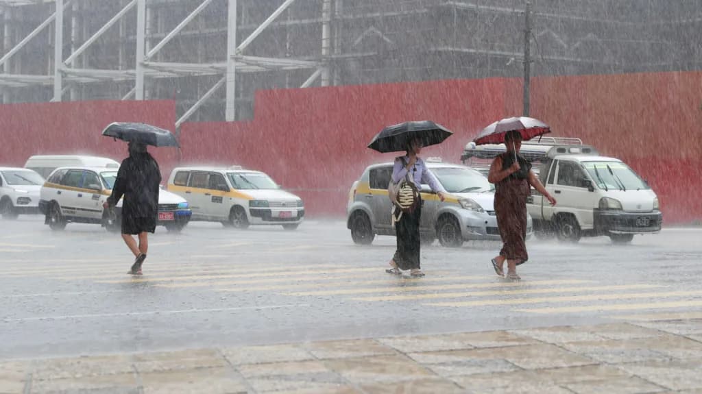 El Niño under way and threatens weather extremes, scientists say