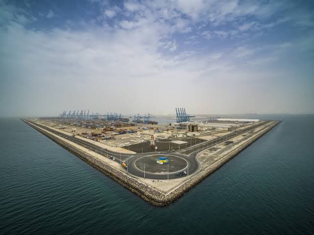 $1.1 Billion Khalifa Port Expansion Project Continues to Boost Abu Dhabi Trade Capacity