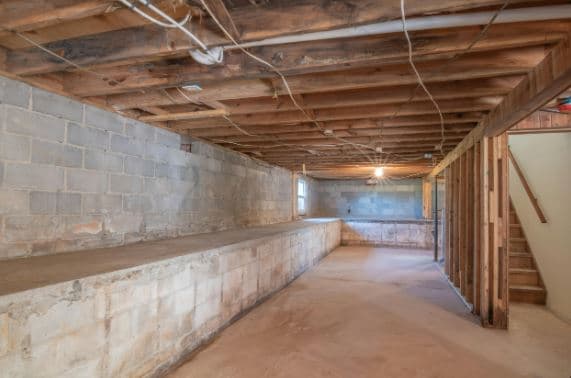 How Much Does Crawl Space Cleaning Cost?