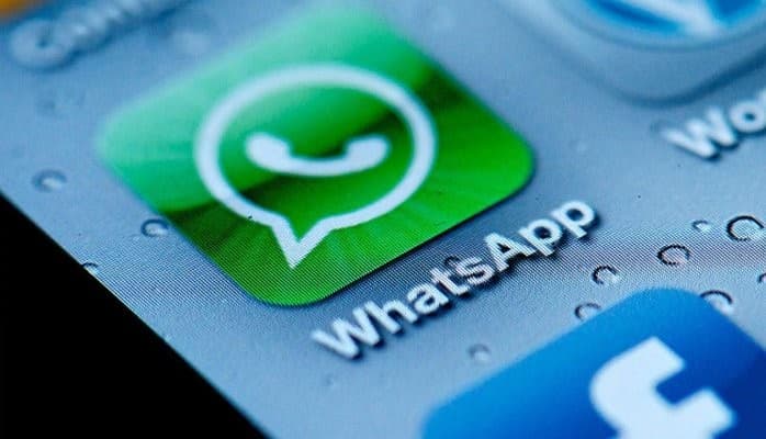 You Can Now Add Images to Polls on WhatsApp