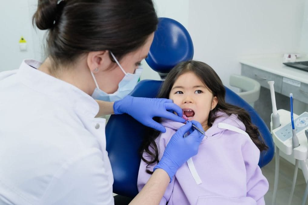 Healthy Smiles Start in the Kitchen: A Parent’s Guide to Paediatric Dentists