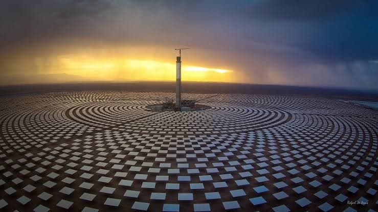 DEWA Completes $2.7bn Refinancing for Noor Energy 1 Project, World’s Largest Single-Site CSP Plant