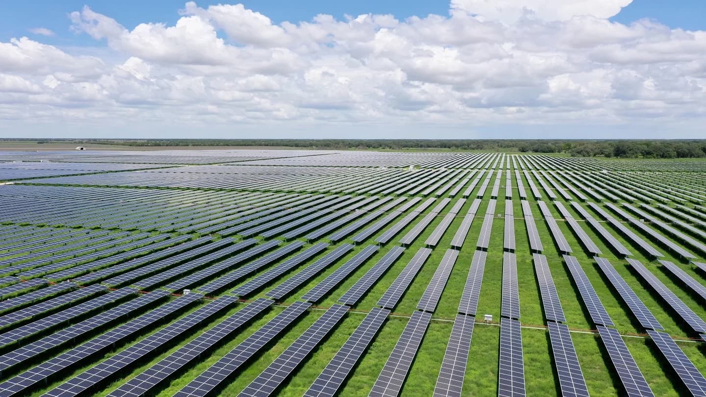 Averon Energy’s Posey Solar Farm in Indiana with a 35-Year Lifespan