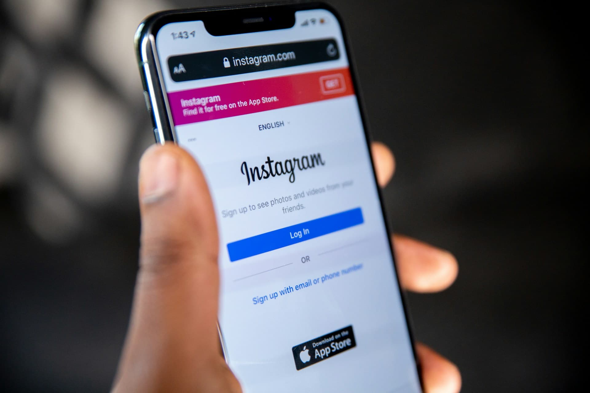 Instagram rolls out live location sharing feature for DMs