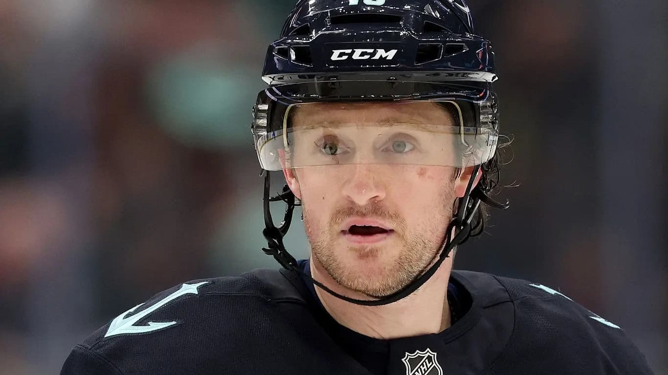 Jared McCann Siblings: Meet the Siblings Squad Behind the Ice Hockey Player
