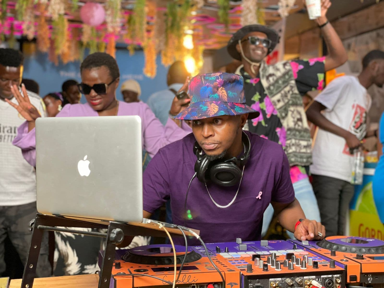 Gordon’s partners with PHXP for immersive music & culture experience