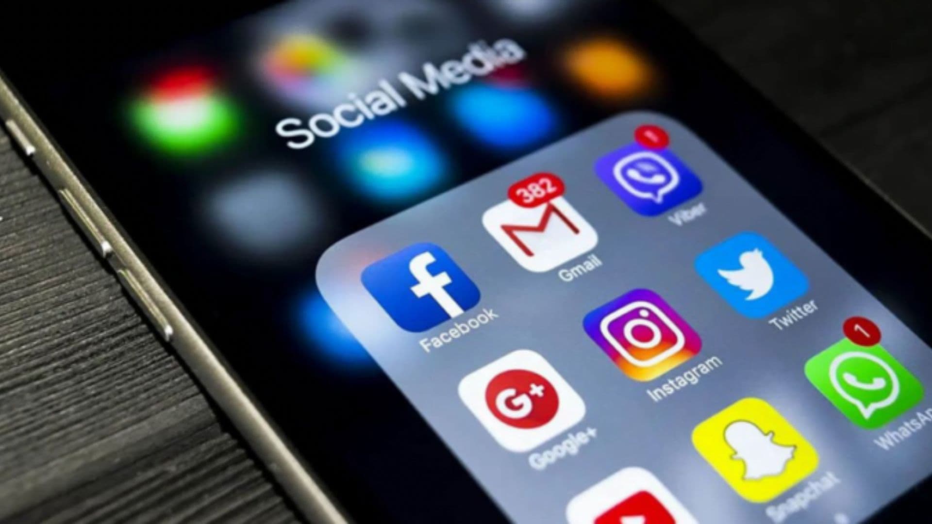 Social Media Overtakes TV as Kenya’s Top News Source in 2025