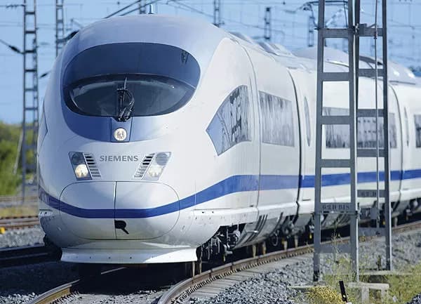 Siemens’ £200 million Goole Rail Village Facility
