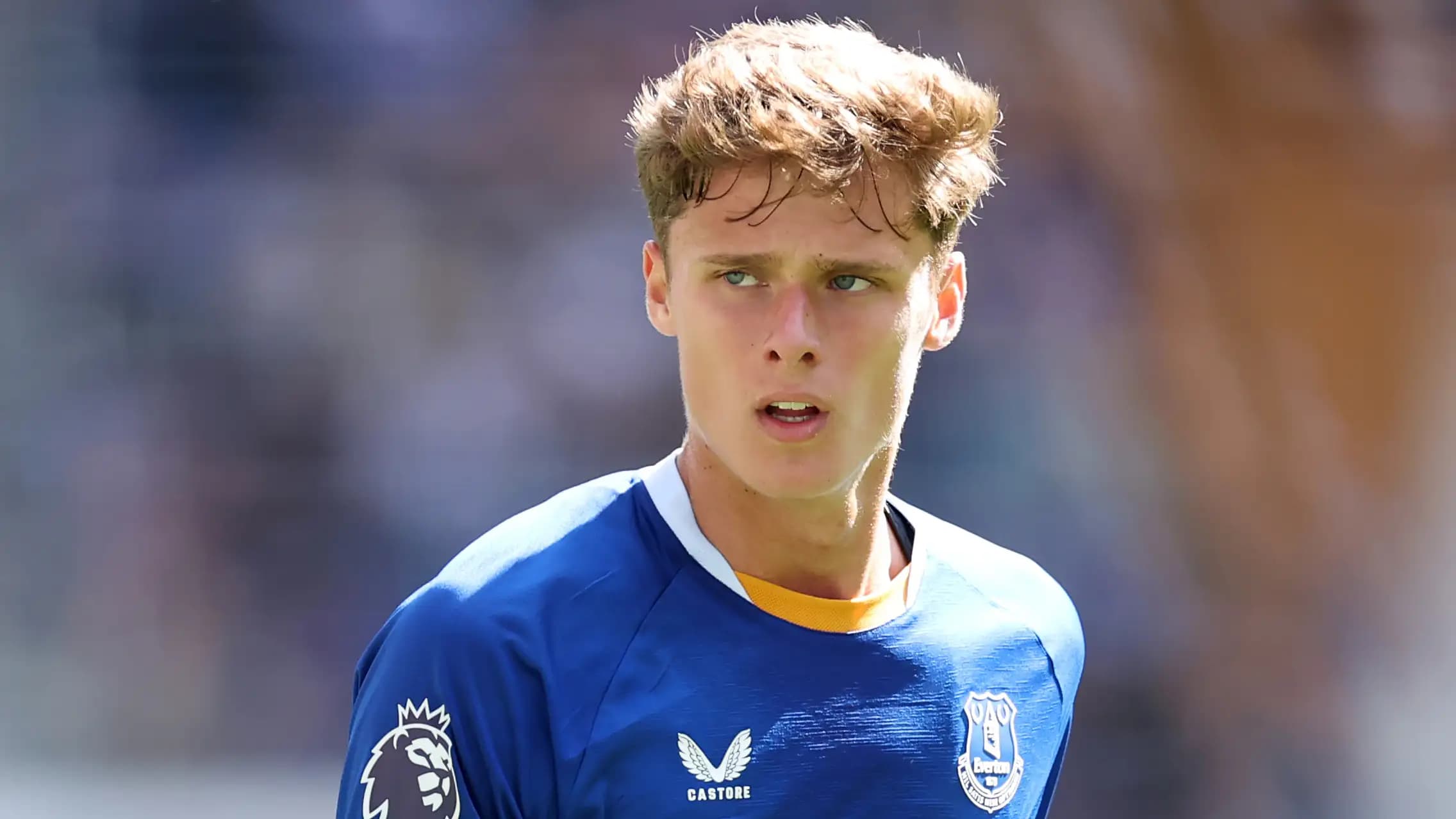 Everton call off Armstrong sale after fan backlash