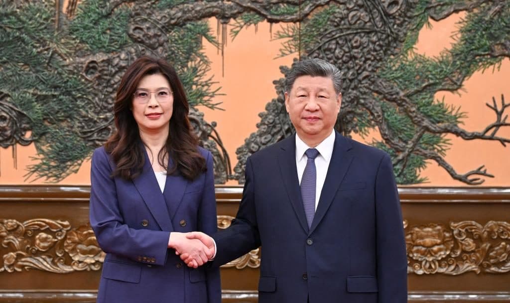 Xi meets KMT leader Cheng Li-wun in Beijing