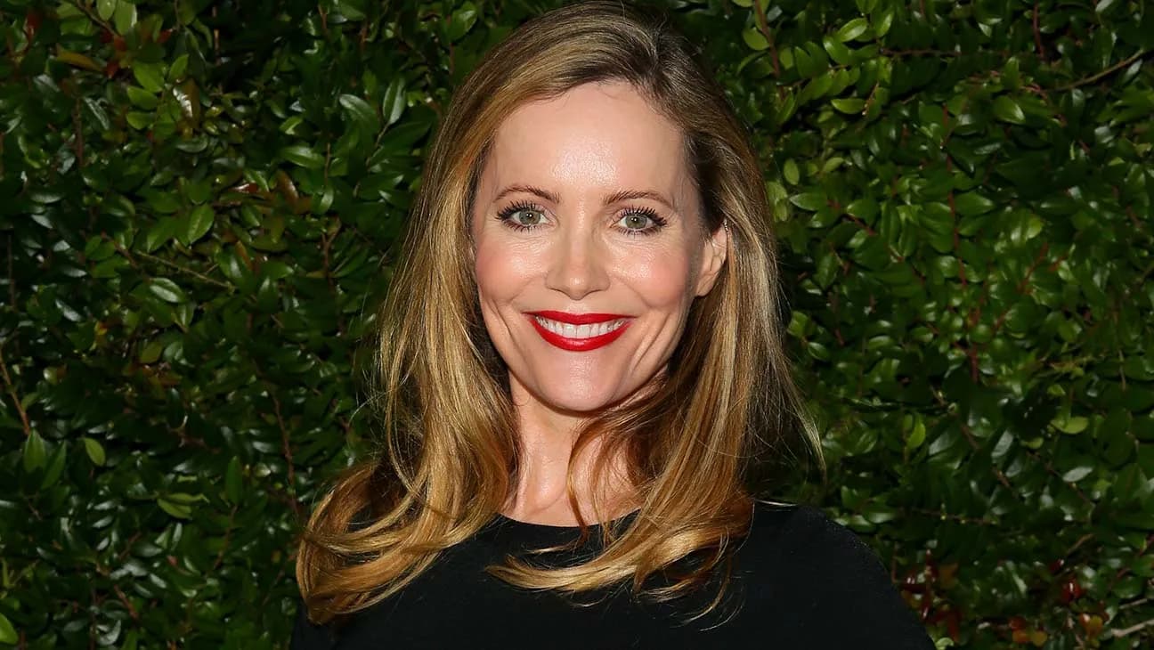 Leslie Mann Net Worth