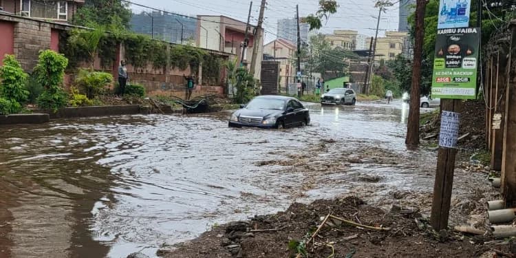 Floods Hit Nairobi: Vehicles Stuck, Roads Cut Off as Questions Over El Niño Preps Emerge
