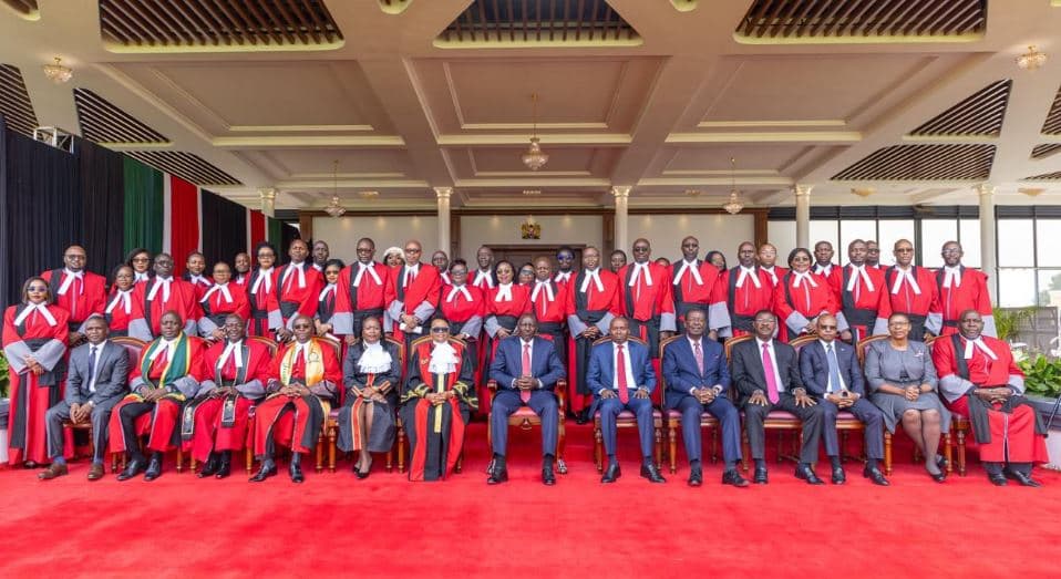 ‘Can We Clap Better?’ Ruto Jokes With Guests at Nairobi Judges Swearing-In Ceremony