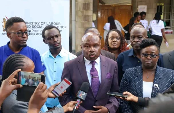 Govt fast-tracks labour reforms to protect workers