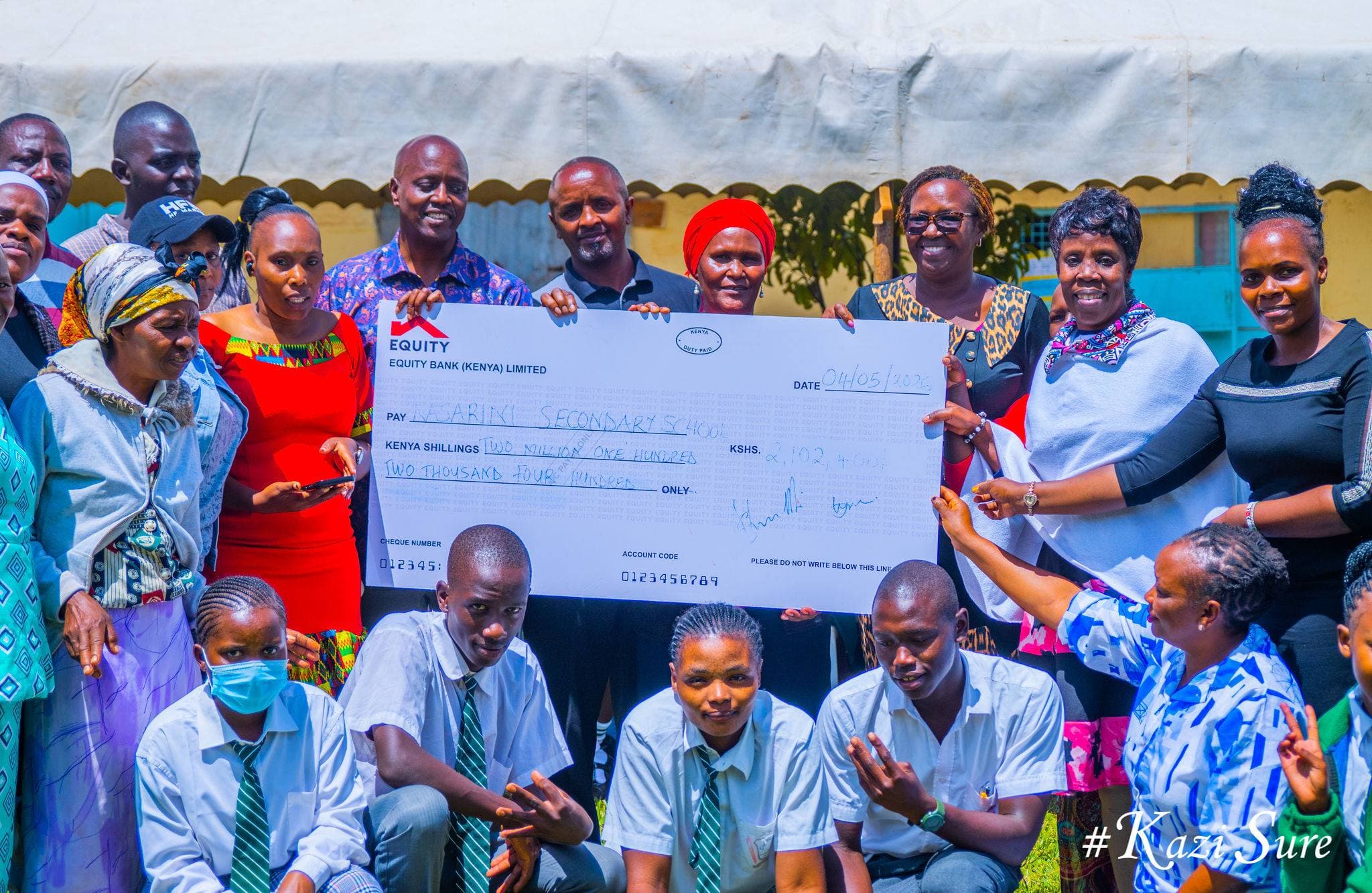Kasarini School receives Sh2 million education support