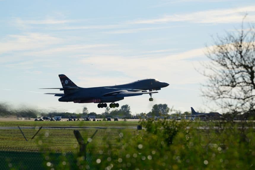 US removes all bombers from RAF Fairford base