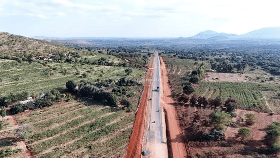 Emali–Matiliku Road Upgrade Progresses as Ukia–Emali Project Takes Shape