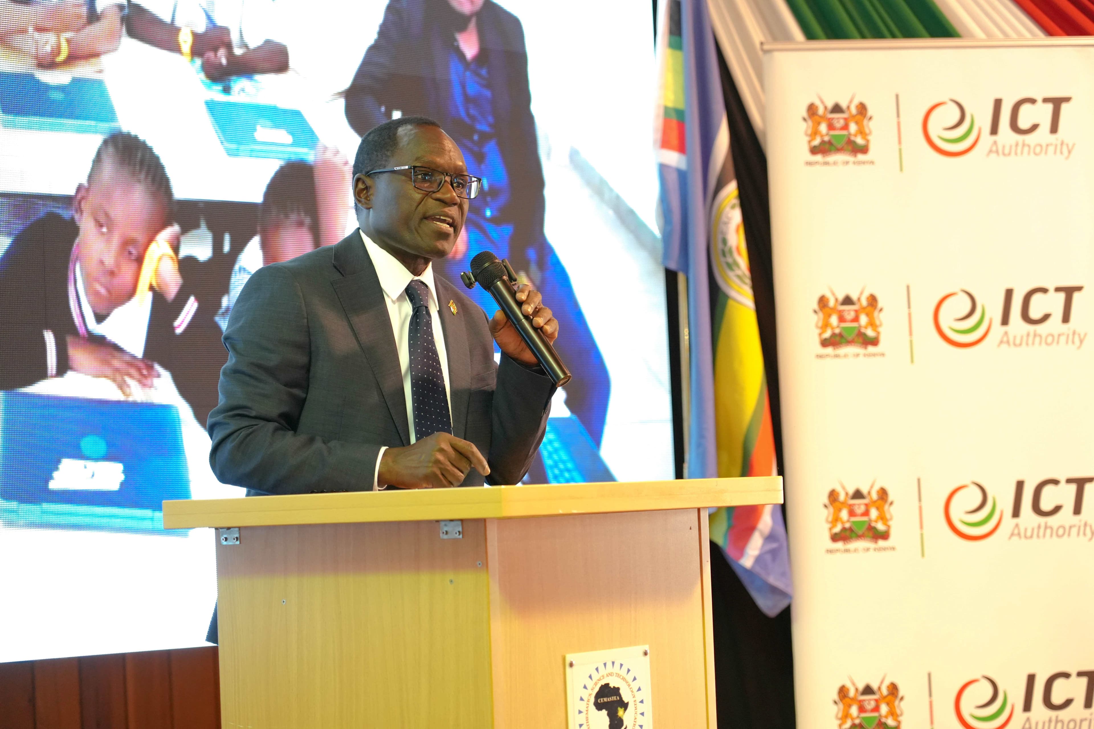 Government distributes 10,382 laptops and interactive smart boards to public Junior Schools