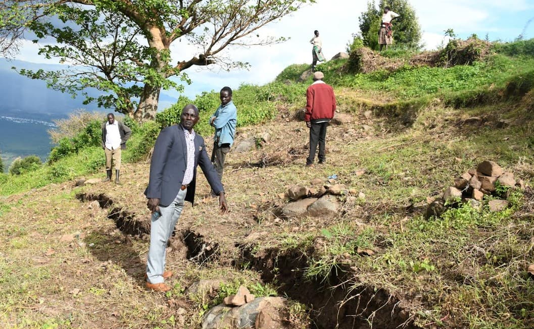 Landslide warning issued as massive crack threatens homes