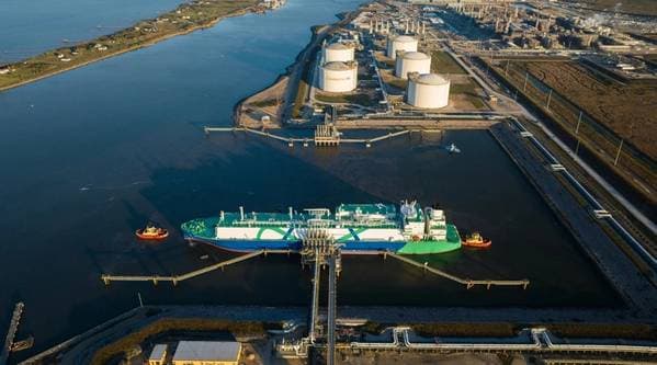 Golden Pass LNG Launches: Texas Terminal Ships First Export Cargo in 2026