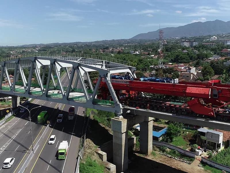 Indonesia’s Longest Elevated Railway to be Completed by September 2024