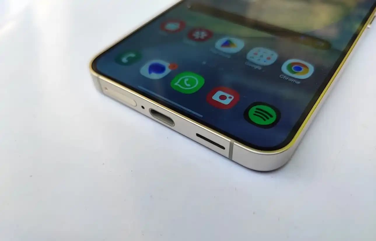Samsung S24 Live Translate Makes Every User A Multilingual