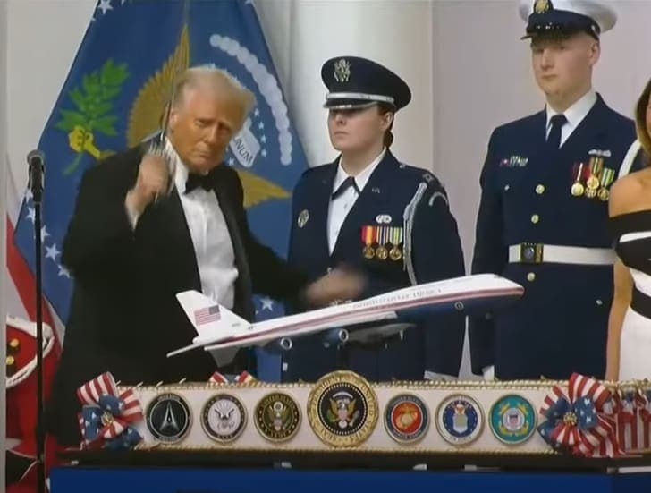 Watch Trump’s Hilarious Sword Dance at the CIC Inaugural Ball