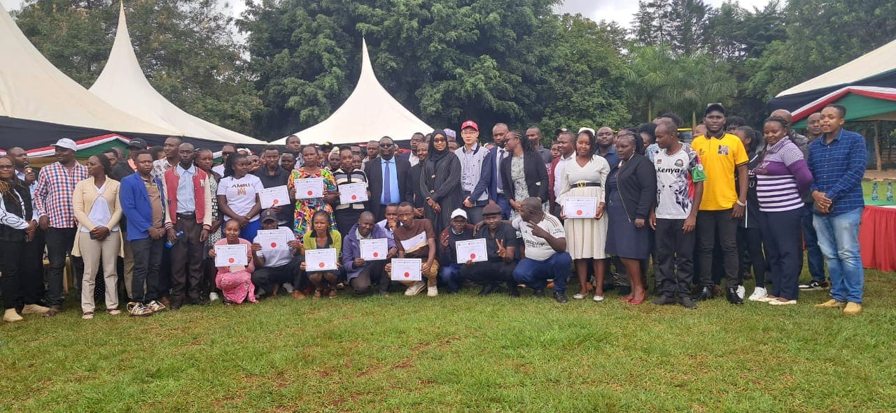 Huawei DigiTruck graduates 300 youth in Chuka