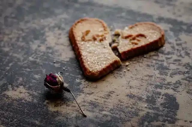 The Burden Of The Past Unexpectedly Poses A Dilemma On A Budding Love
