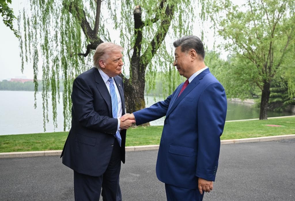 Xi hosts Trump for private meeting in Beijing leadership compound