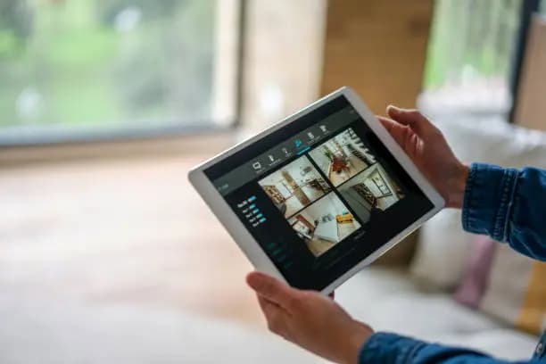 How to Check If a Room Has Cameras Using a Phone