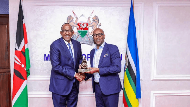 Govt partners with, Amref to tame maternal deaths