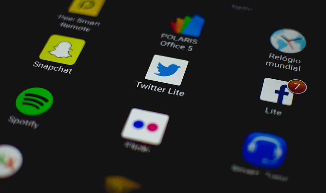 Popular Lite Apps for Android and iOS and How They Help You Save on Space and Data