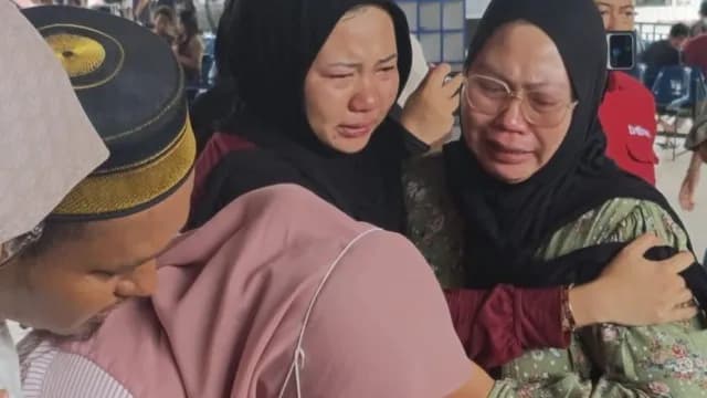 Six dead, 97 rescued from Indonesian ferry that went missing in Java Sea