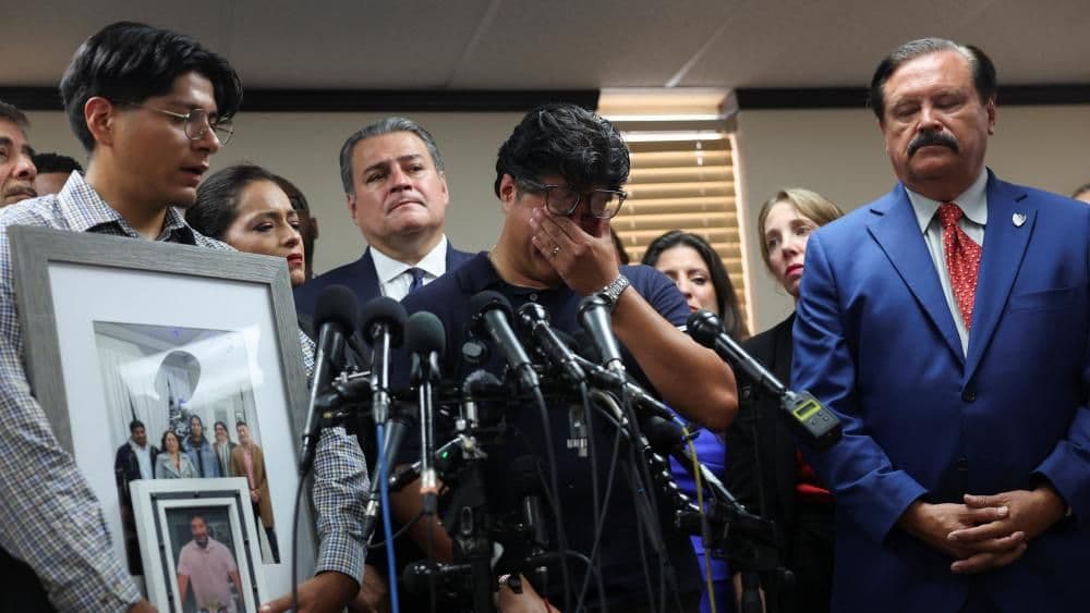 Mexico to press for criminal charges over deaths in US custody