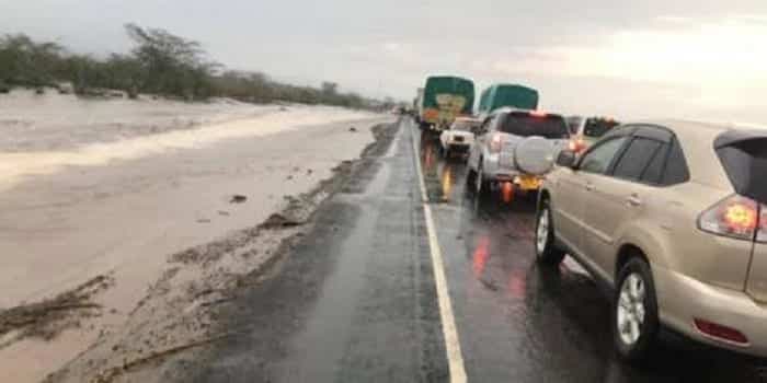 Kenyans Flee Nairobi After President Uhuru Opens Borders