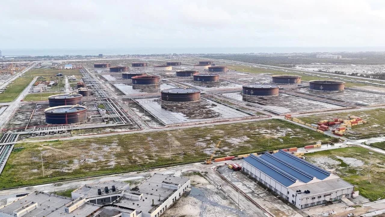 Dangote refinery shares to be open to all Kenyans, Ruto assures