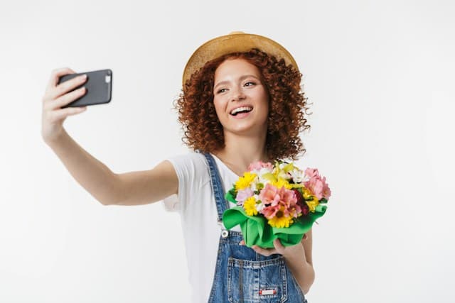 Create Stunning Graphics by Removing White Backgrounds from Photos