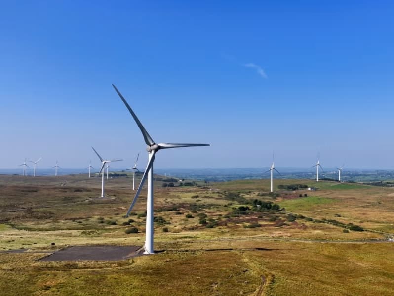 Mirny Wind and Battery Storage Project in Kazakhstan Reaches $1.2bn FID Led by TotalEnergies