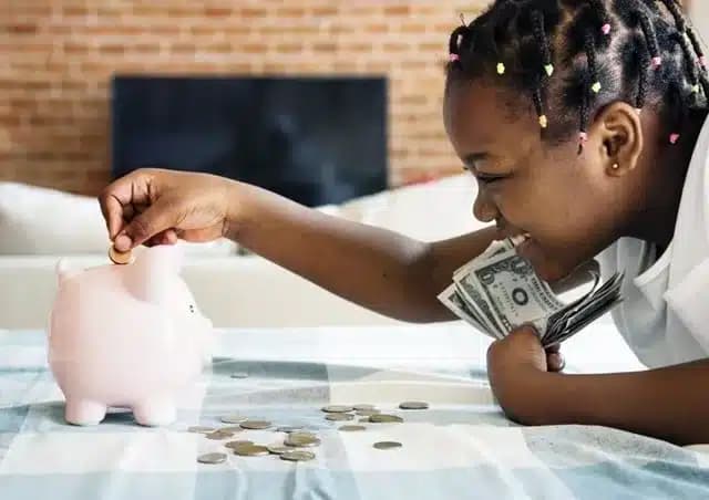 Parenting: 6 Mistakes To Avoid When Teaching Children About Money