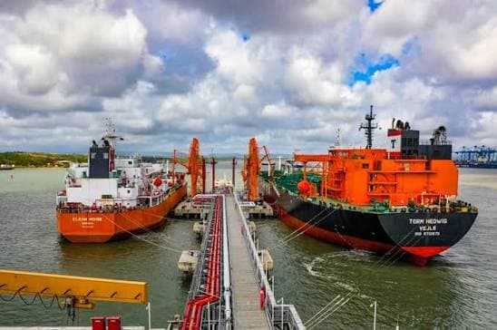 Shell V-Power tanker among seven merchant shipping tankers calling at the port of Mombasa