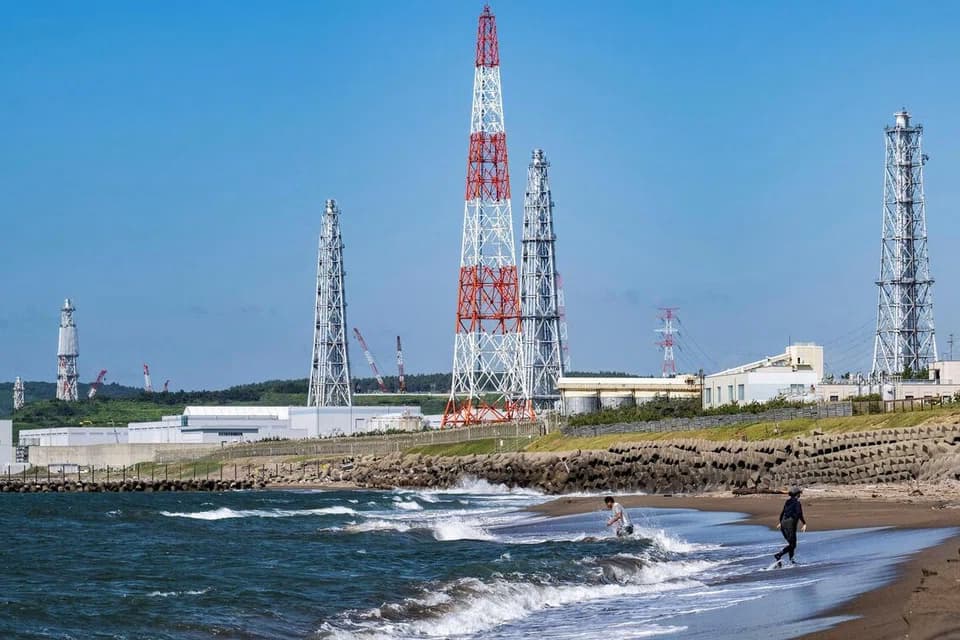 TEPCO brings unit 6 at Kashiwazaki-Kariwa back online after brief shutdown: First reactor restart since Fukushima