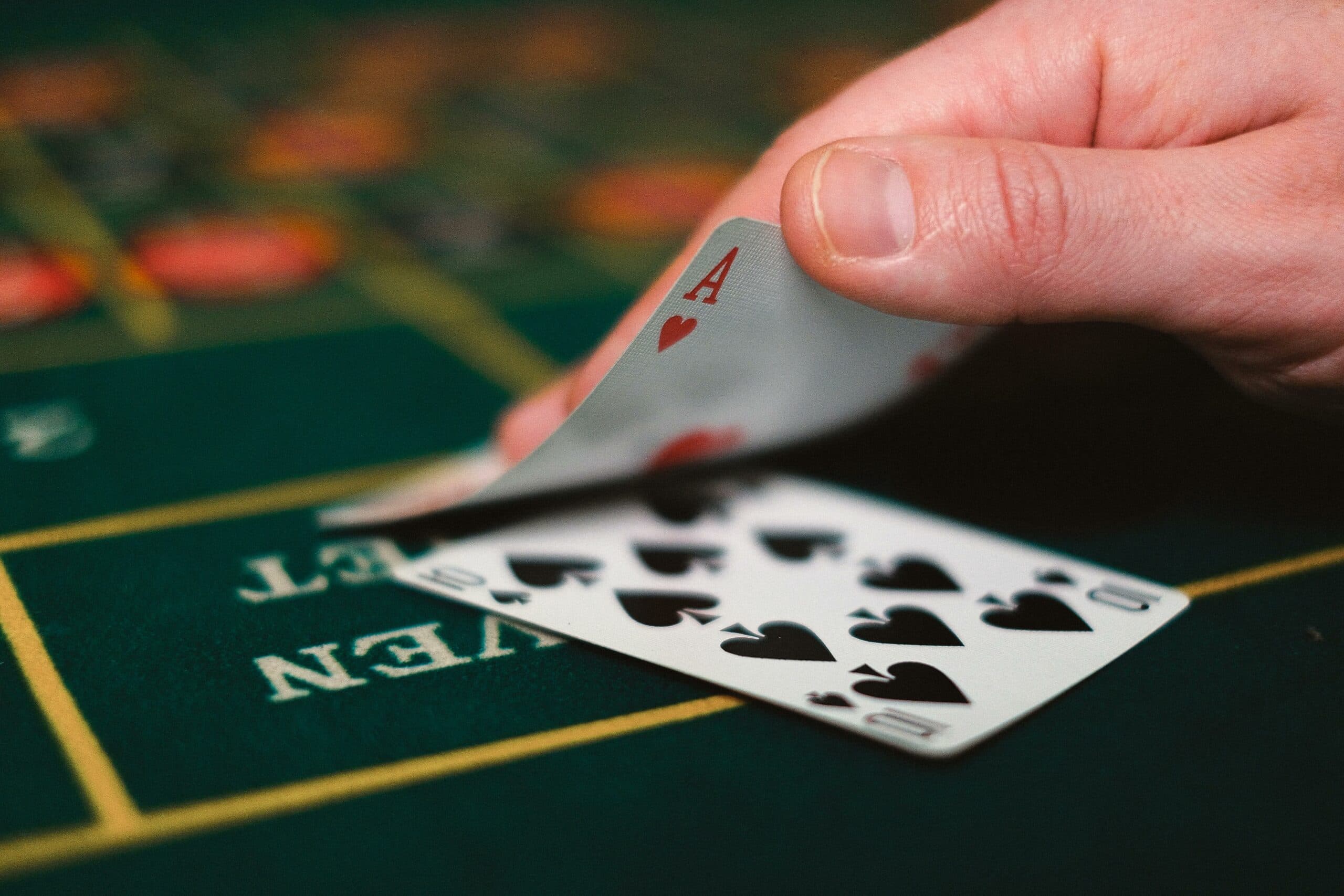What are online casinos doing to stand out in 2024?