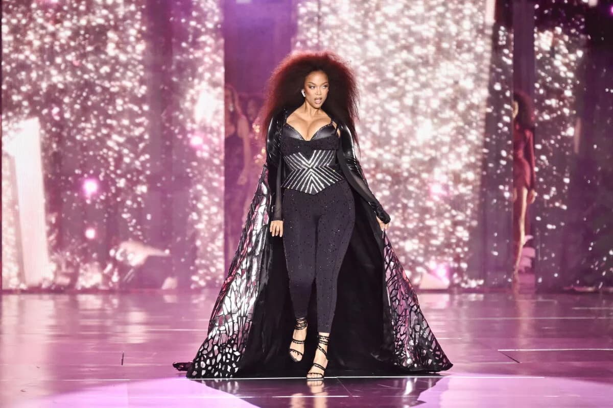 Tyra Banks Set To Produce Feature About The Invention Of The Sports Bra